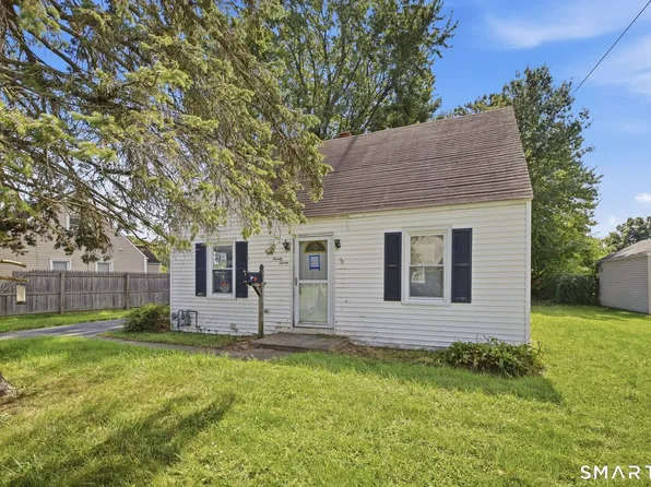 27 Hockanum Drive, East Hartford, CT 06118