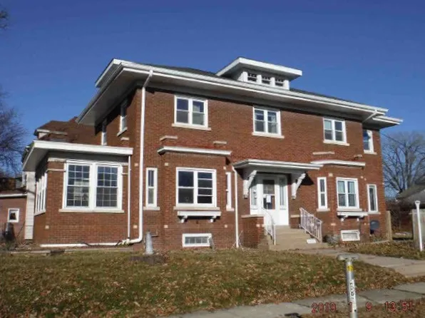 1305 13th Ave, Moline, IL 61265