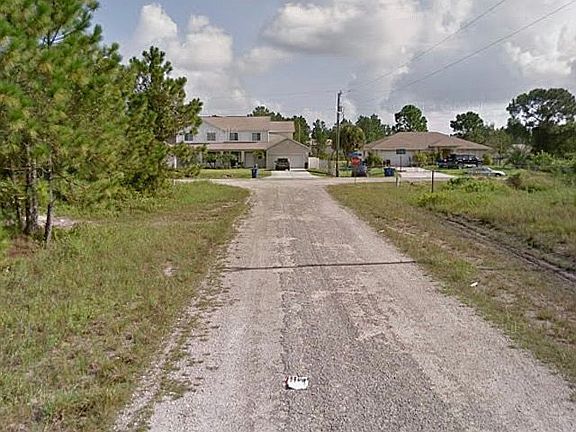 4th image of 814 Aiken Ave