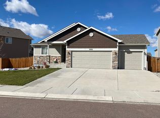 10136 Declaration Dr, Colorado Springs, CO 80925