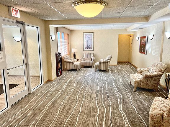 3rd image of 10 S Wille St APT 501