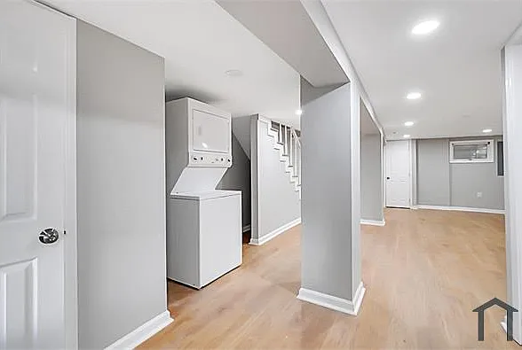727 Otis Pl NW — Photo 28