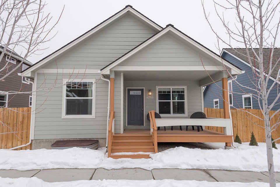 1st image of 4213 Hermione Ln