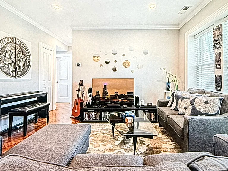 3149 N Drake Ave #2S — Photo 17