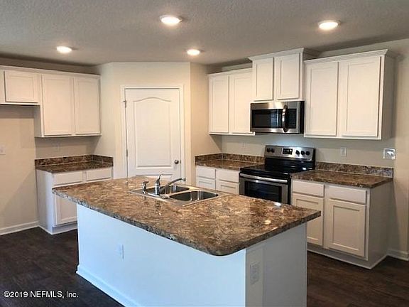 5th image of 2294 Pebble Point Dr