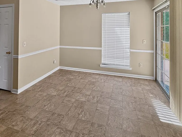 95 Shawn Ct — Photo 7