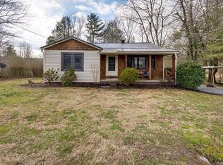 60 Pressley Ave, Brevard, NC 28712