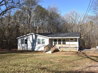 2823 Jt Posse Dr, Claremont, NC 28610