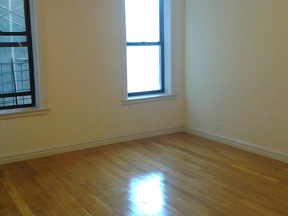 4th image of 3410 Kingsbridge Ave APT B23