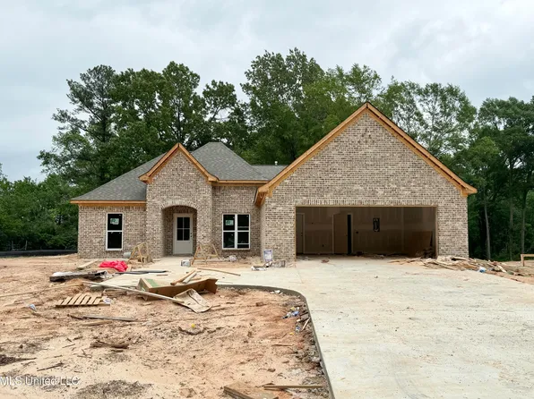 914 N Church St, Richland, MS 39218