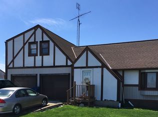 8665 W Grand Ridge Rd, Seneca, IL 61360