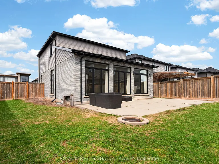 2147 Wateroak Dr — Photo 42