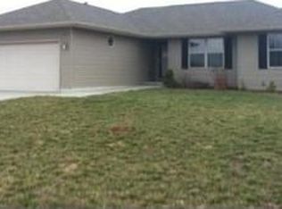 192 Ledgestone Dr, Rogersville, MO 65742