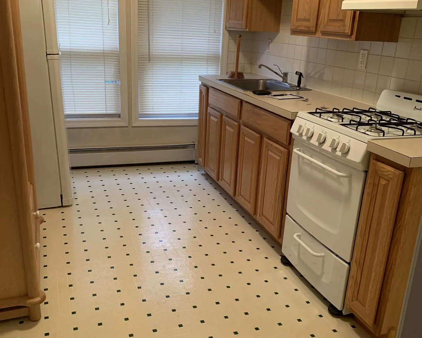 1 bed, 1.0 bath, 650 sqft, $1,650 — Photo 3