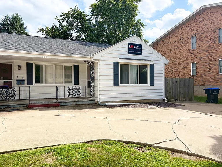 315 Riley Dr — Photo 7