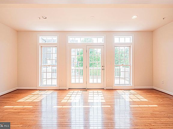 5th image of 1504 Rutland Way