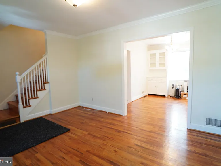 2161 N Brandywine St — Photo 4