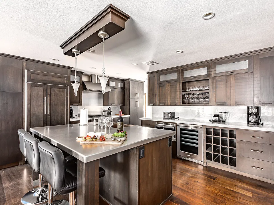 6924 E Mariposa Dr