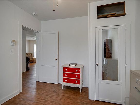 5th image of 5701 Waddell St