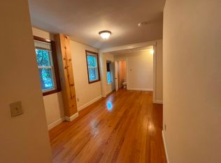 57 Lakeview Ave APT E, Lowell, MA 01850