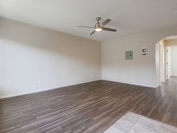 2nd image of 3215 44th St Unit 20