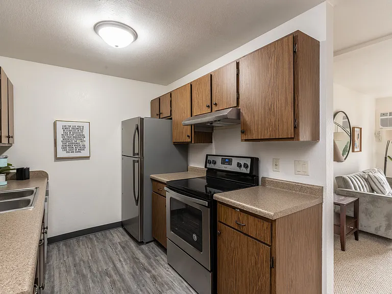 Chestnut Hills Apartments — Photo 8