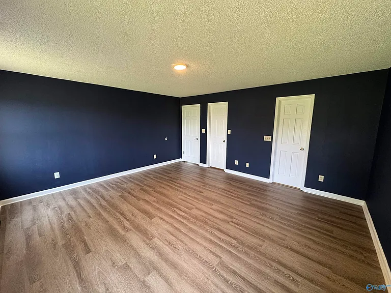 120 Roy Dr — Photo 23