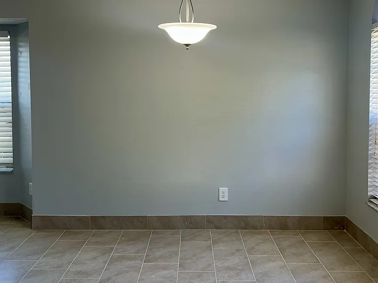 2386 Harbor Town Dr — Photo 10
