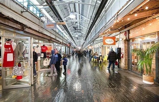 Rented by REAL New York | media 40