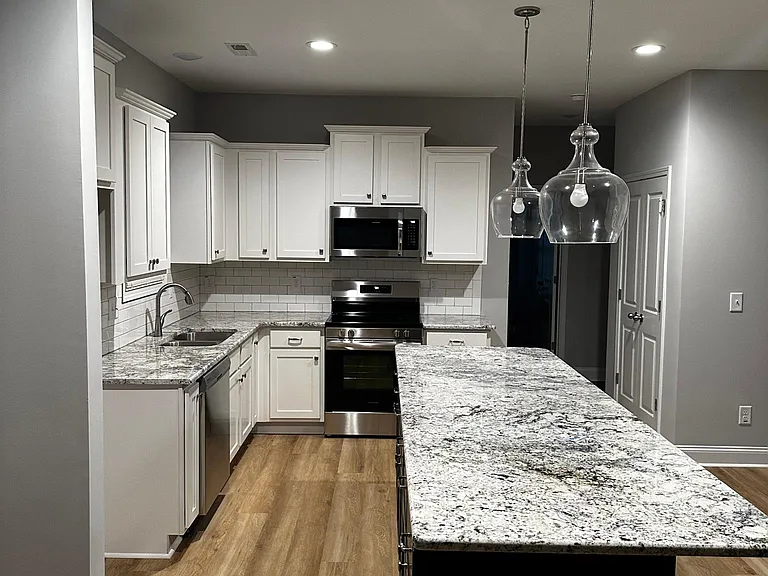 103 Solomon Dr — Photo 8