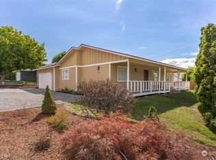 600 10th St NE, East Wenatchee, WA