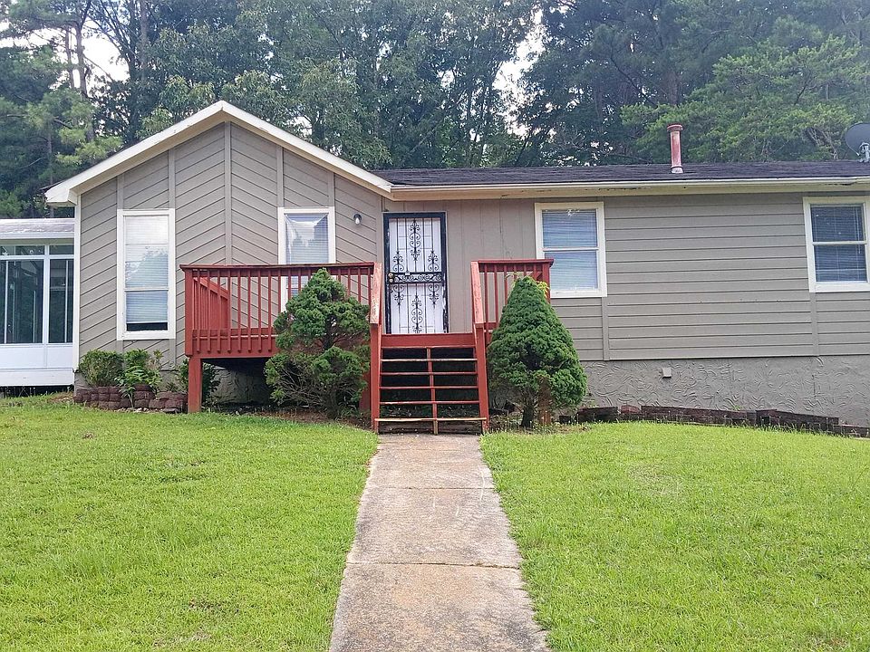 1st image of 621 15th Ave NW