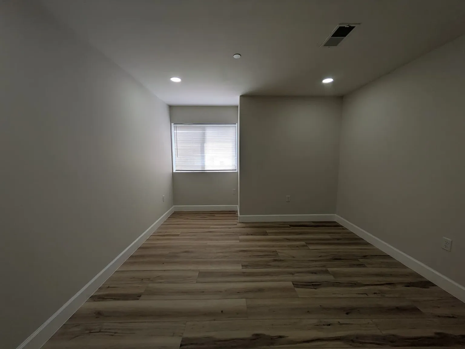 3 bed, 1.5 bath, $2,175 — Photo 4