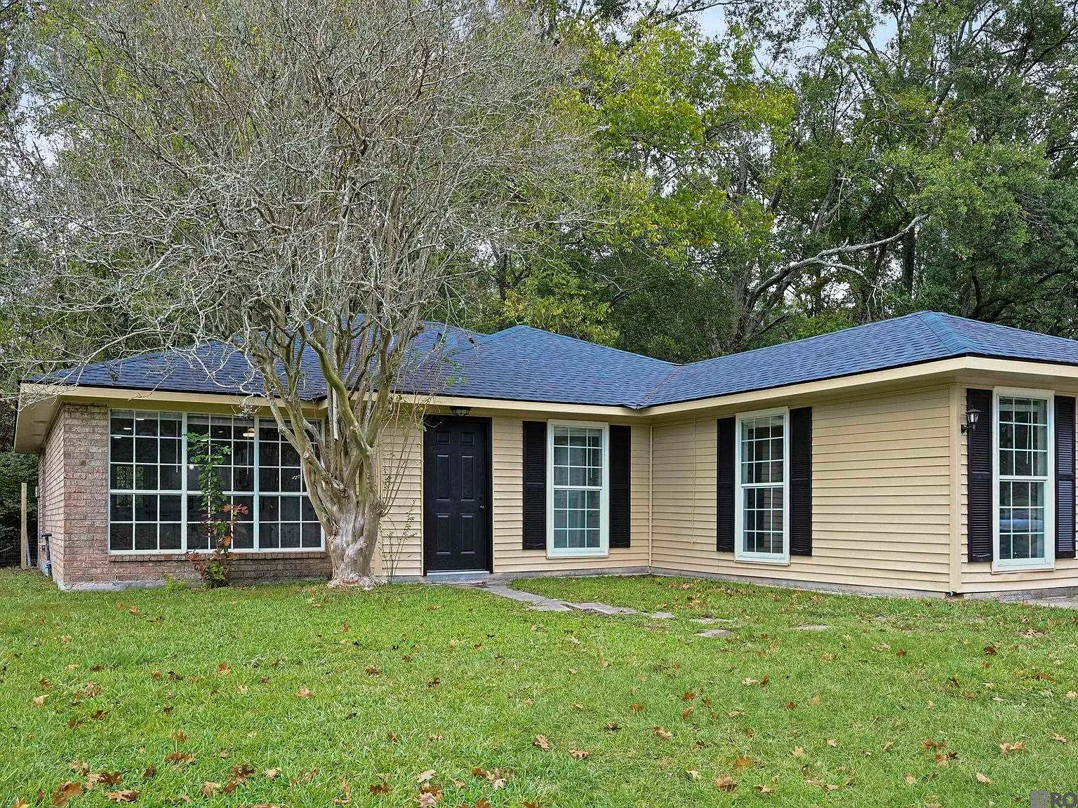 4 bed, 1713 sqft, $1,700 — Photo 1