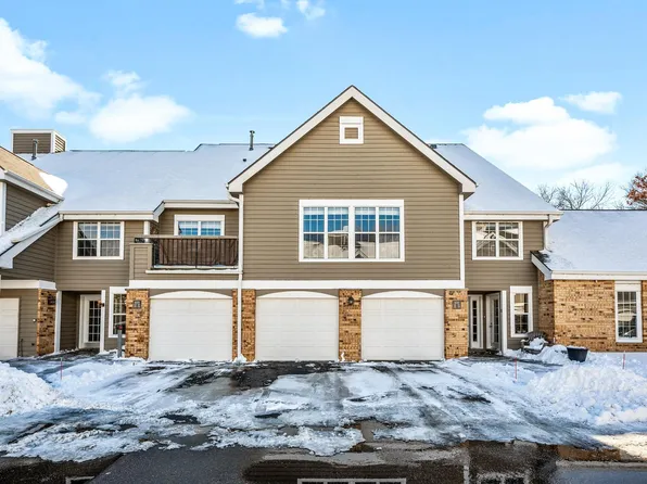 6020 Chasewood Pkwy APT 203, Minnetonka, MN 55343
