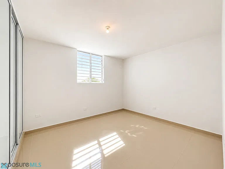 1602 Avenida Parana Urb El Paraiso #4 — Photo 7