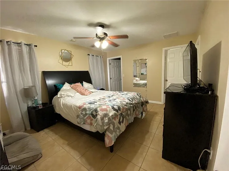 4317 SW Santa Barbara Pl — Photo 9