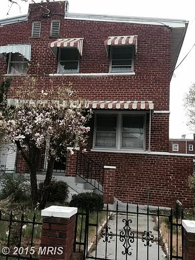 614 Elmira St SE photo 1