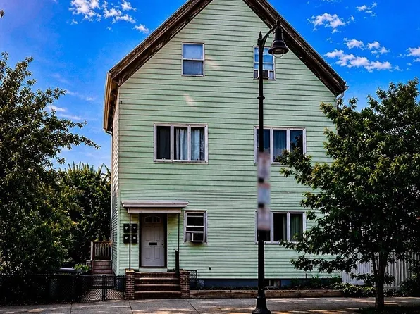 549 Bennington St, Boston, MA 02128