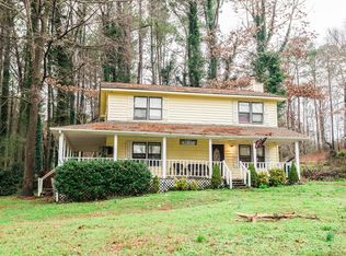 108 Oxford Dr, Calhoun, GA 30701