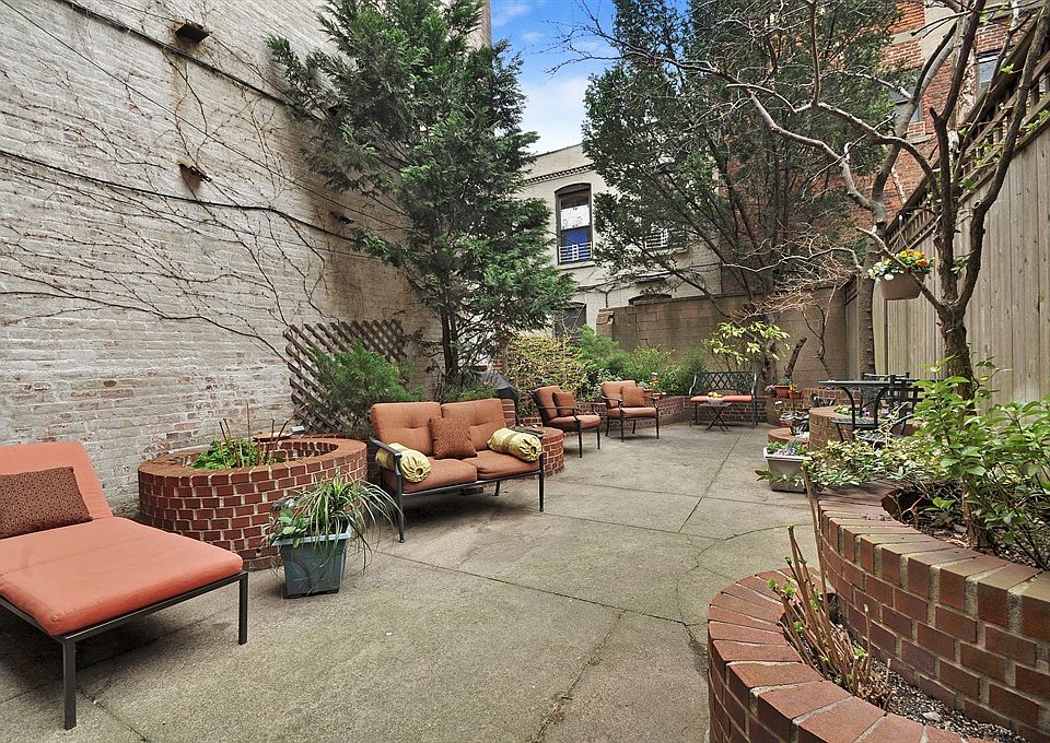 1st image of 799 President St APT 1