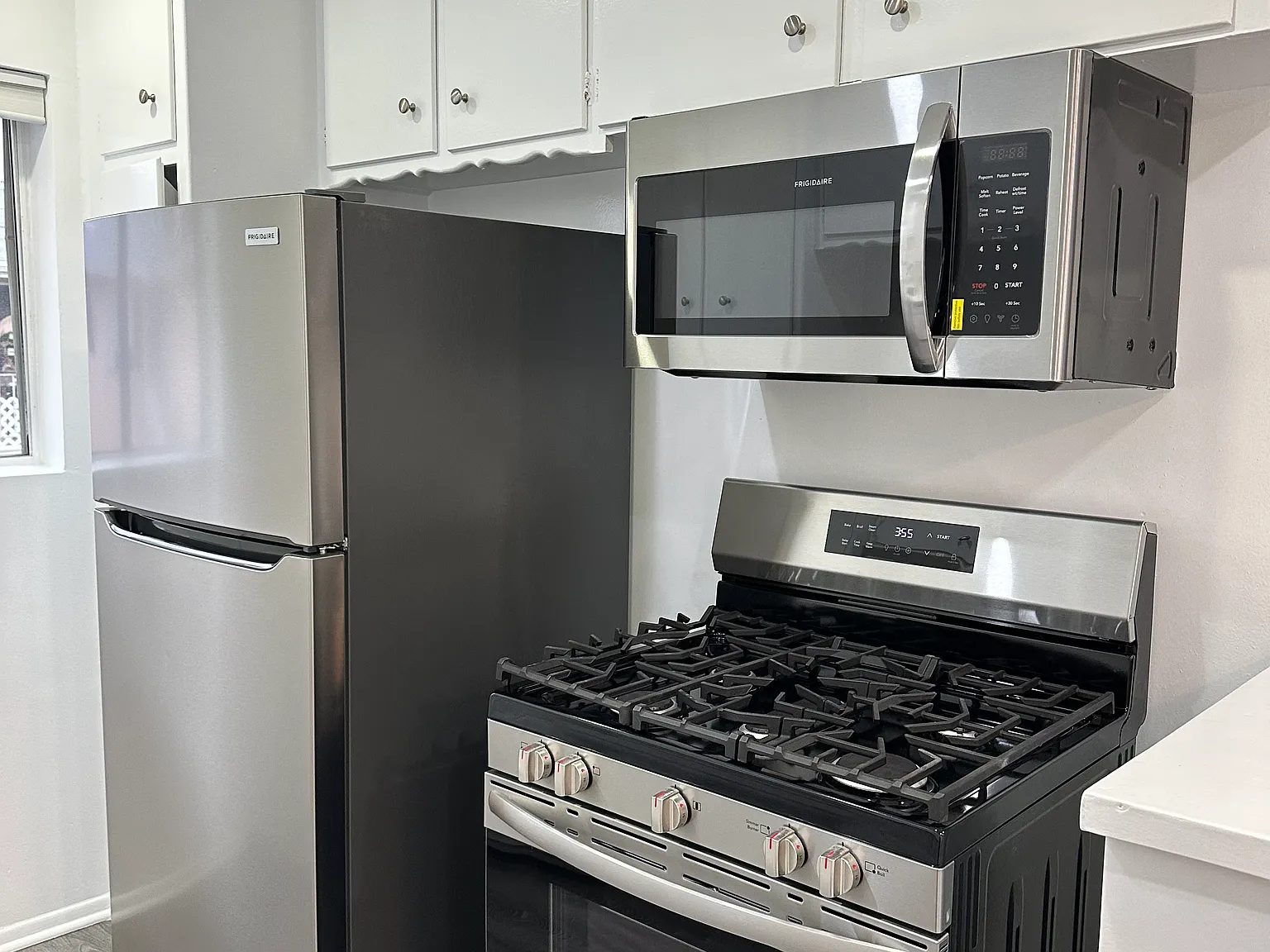 1 bed, 700 sqft, $1,695 — Photo 2