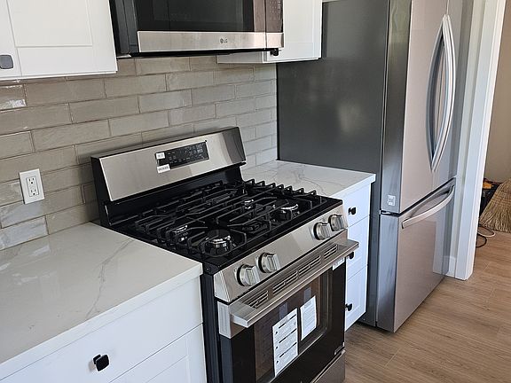 5th image of 5261 G St