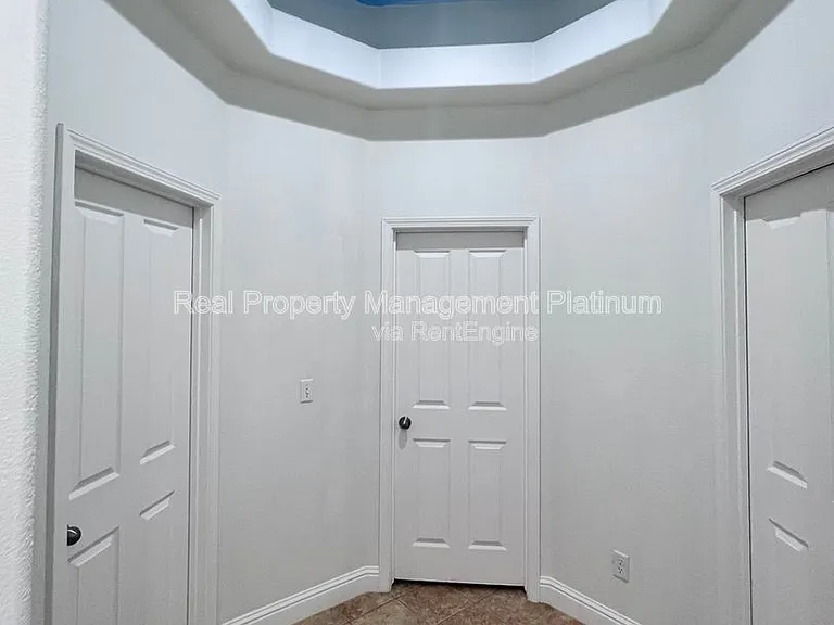 1030 E Royal Dornoch Ave — Photo 23