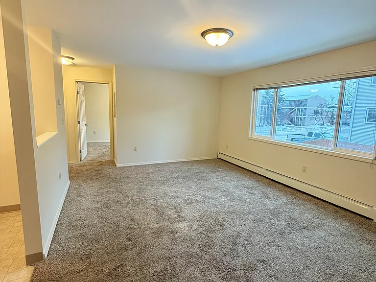 3420 E 42nd Ave #4 — Photo 2