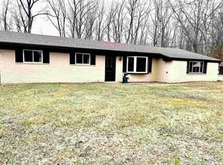 1344 Meadowbrook Way, Temperance, MI 48182