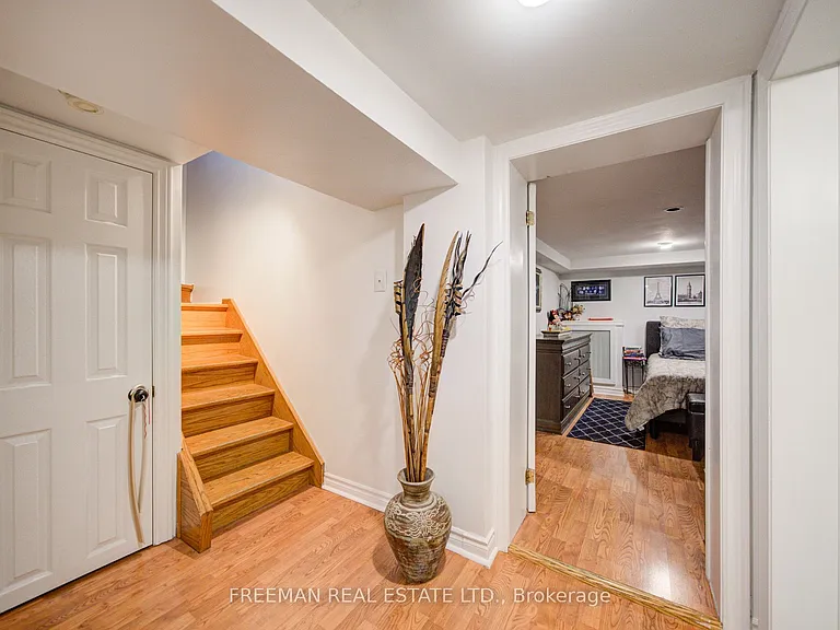 723 Euclid Ave #BASEMENT — Photo 20