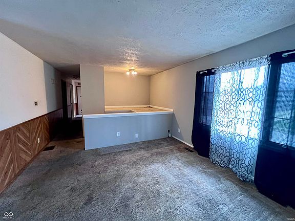 2nd image of 242 W Main St