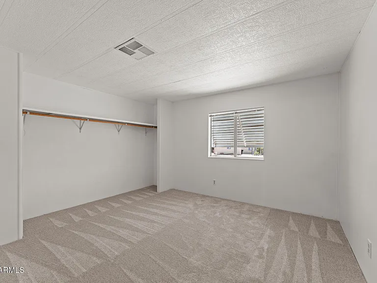 33412 N 223rd Dr — Photo 5