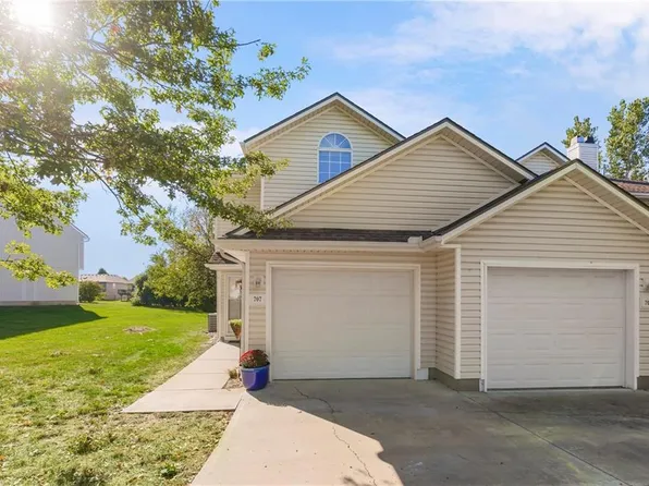 707 SE 14th St, Lees Summit, MO 64081